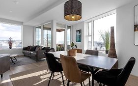 Spacious Luxury 3Br Apartment With 2 Bathrooms 1003